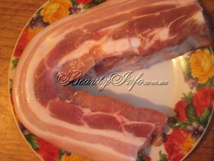 Запеченная свиная грудинка – кулинарный рецепт