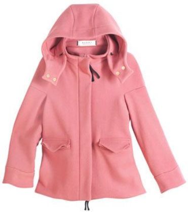Короткое пальто розового цвета