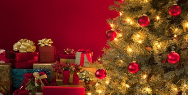 Подарки под новогоднюю елку
